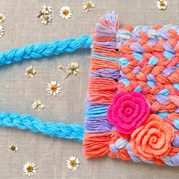 Crochet woolen shoulder bag